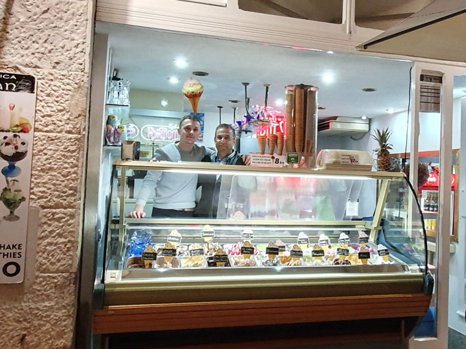 Split'in yerlisi Türk dondurmacı