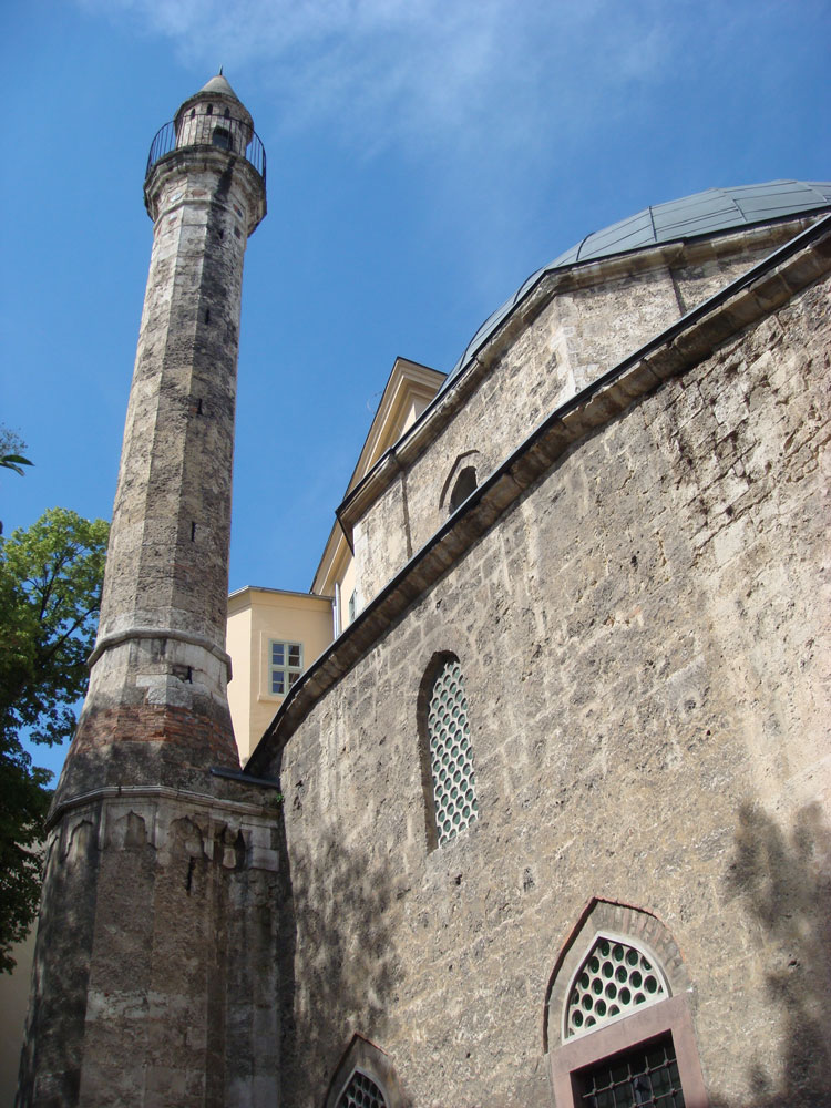 Yakovalı Hasan Paşa Camii