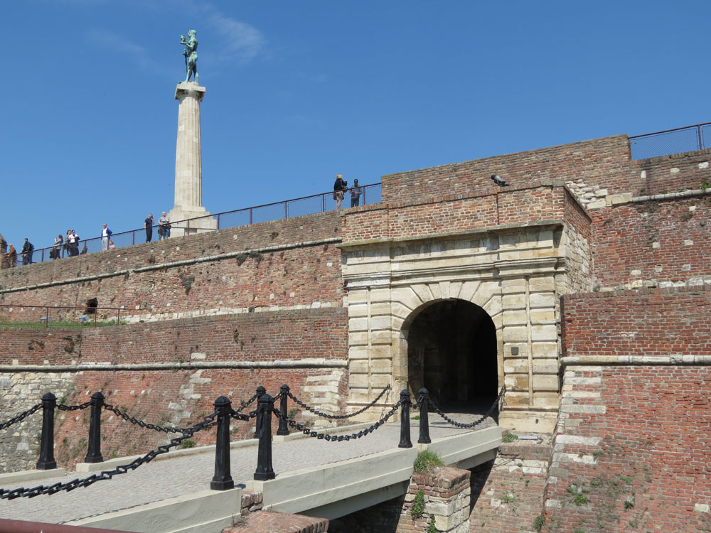 Belgrad Kalesi'nin Kral Kapısı ve Victor Anıtı