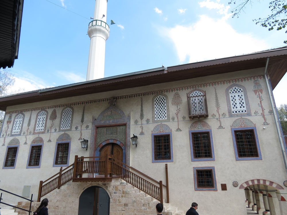 Süleymaniye Camii, diğer adıyla Alaca Camii