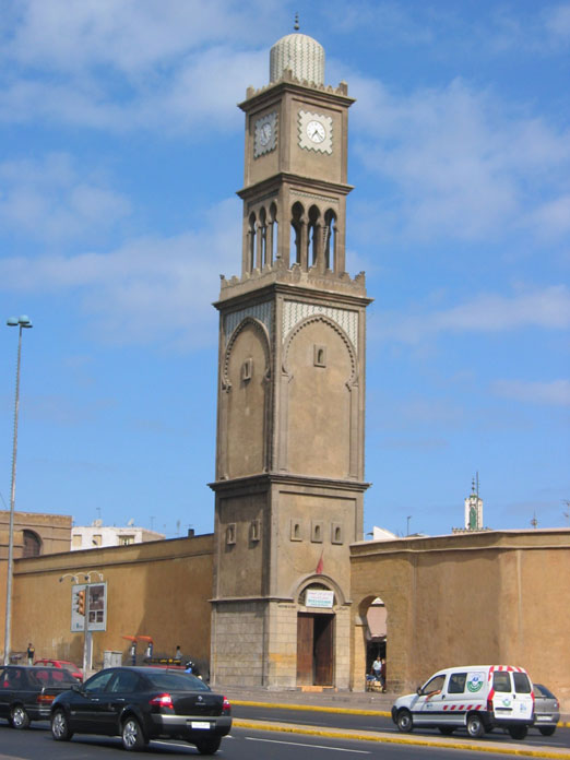 Kazablanka'nın Medina'sında tarihi saat kulesi