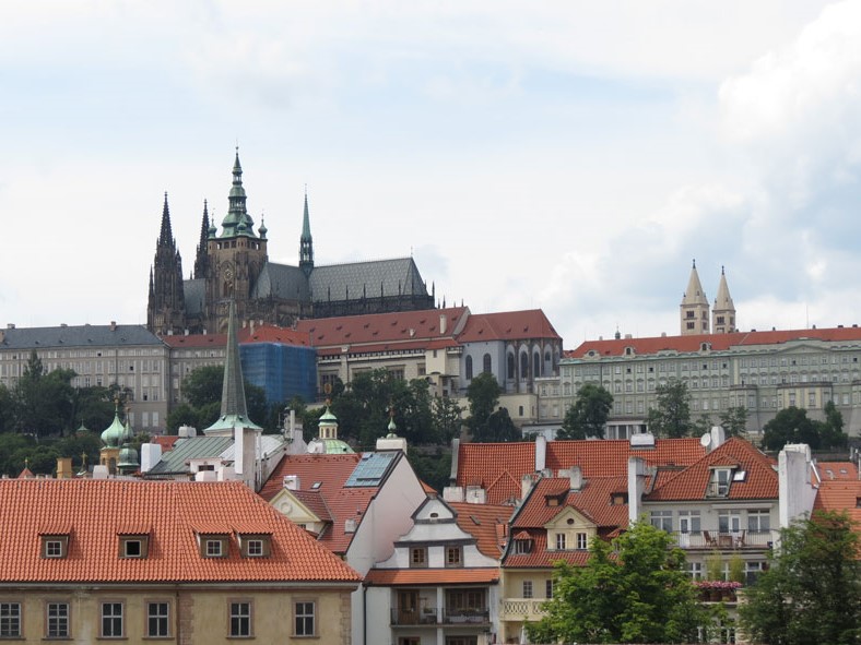 Prag Kalesi ve civarının görünümü