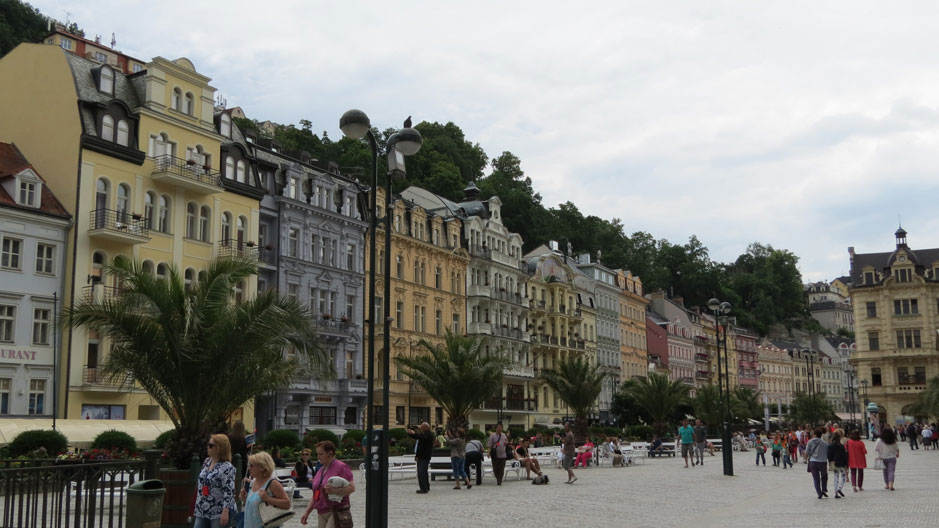 Karlovy Vary'den bir görünüm