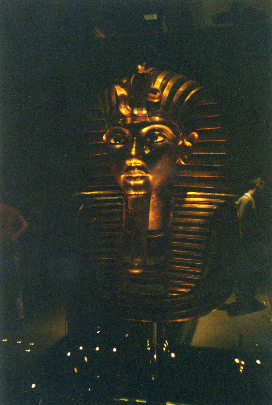 Tutankhamon’un Altın Maskı