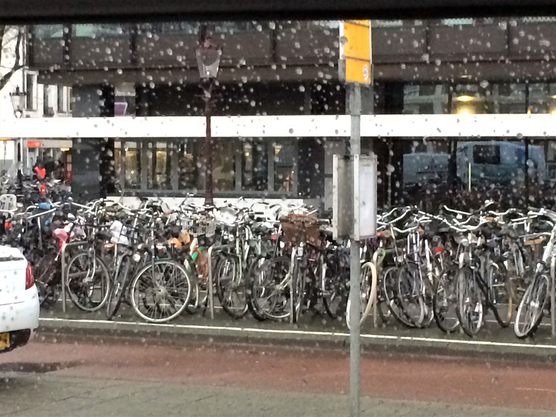 Yağmurlu havada bisikletleri ancak bu kadar görüntüleyebilmişim...
