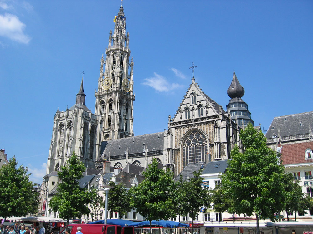 Anvers'in Meryem Ana Katedrali