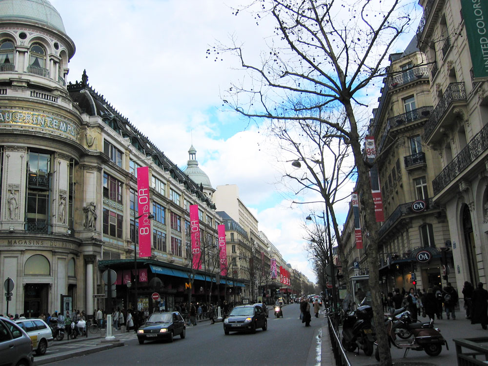 Paris'in lüks mağazalar bölgesi: Haussmann Bulvarı
