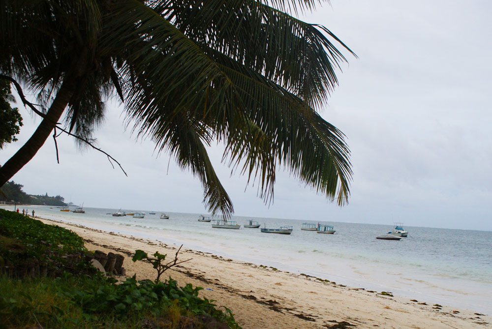Hint Okyanusu sahili egzotik tatil arayanlara göz kırpıyor