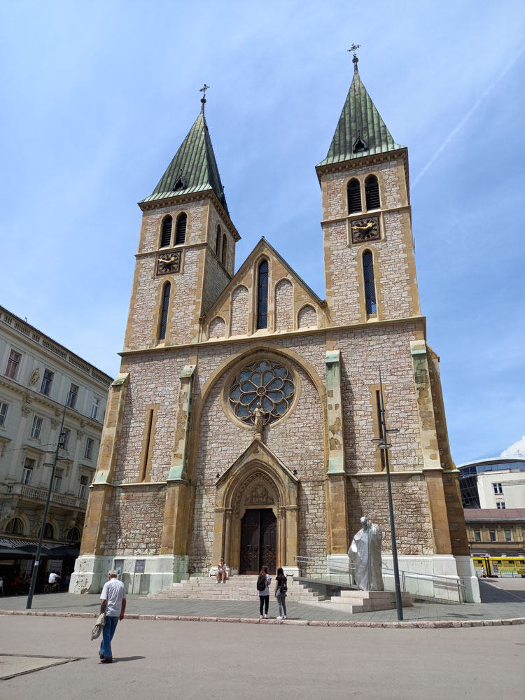 Kutsal Kalp Katedrali
