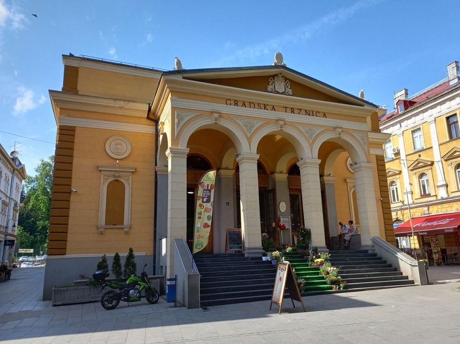Şehir Pazarı 19. yüzyılın sonlarında inşa edilmiş
